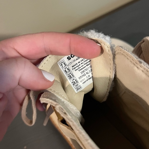 Sorel Joan Cozy Lace Up Boots NEW - Picture 9 of 12